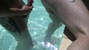 2270 baise au jus dans la piscine par mon potej adore sucer et me faire baiser...