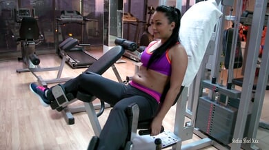 Romanian tattooed beauty Rosalina shares an intimate moment with Stefan in the gym