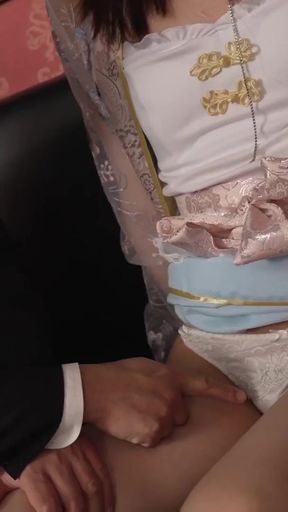 Idol Princess: A Confused Babe Who Repeatedly Cums Embarrassingly After Being Toyed With By Men!   Clip 1