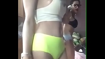 Booby booty shaky shaky