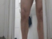 Amatoriale Italia - non resisto e piscio prima di fare la doccia