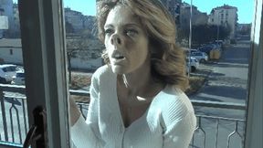 The voyeur (WMV - MOBILE VERSION)