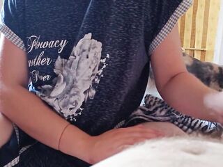 Stepson's morning hand job and knob sucking from stepmom