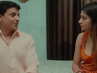 AKELE ME PREMI NE MAARI BHABHI KI GAAD