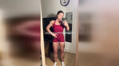 Pussy Leak: College Girl’s Intense Gangbang Caught on Zoom – Cum Everywhere & Screaming!