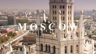 Русский красавчик Марс Джимбургер дрочит несколько членов, а затем трахается в задницу без презерватива