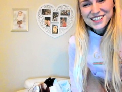 Naked Blonde Teen Girl Pussy Masturbation On Webcam