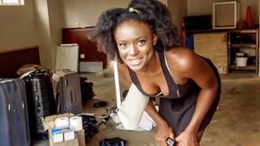 ”This ADORABLE EBONY real estate agent left dripping”