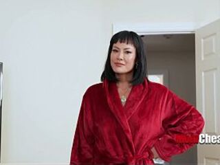 I Caught U Recording Me So Now Record This Stepmom Ride - Kitty Chow, Rion King
