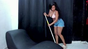 my step mother s employee makes a pass at me and i fuck her until she squirts, i ejaculate on her body