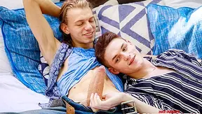 Avery Jones Leo Louis Get Dirty in Hot Outdoor Gay Action – Full Scene