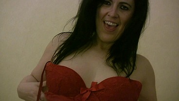 Homemade video of the spanish milf Montse Swinger doing an amazing blowjob
