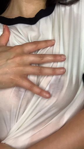 Wet t-shirt fun with a sexy stranger