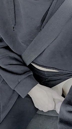 Sexyfilomena Masturbates While Driving Her Car