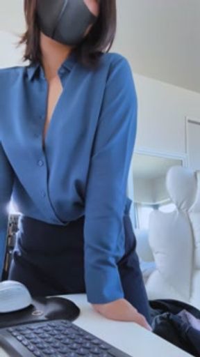 I didn't have time at work so I stood up and masturbated.