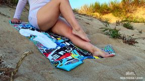 I Sat on a Guy's Face on a Wild Sandy Beach with My Big Ass