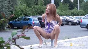 ”Mesmerizing ladies outside with no shame in peeing”