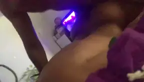 Massive Ass Alert: Horny Guys Cant Resist This Juicy Shemales Thick Booty – 18+