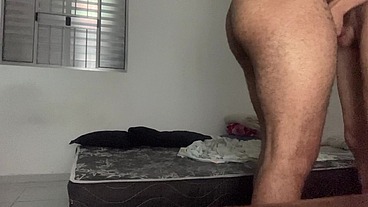 Cheguei do trabalho e meu boy me esperava de quatro