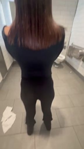 A stranger caught my vibe… then followed me in the bathroom