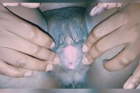 SOLO FEMALE MASTURBATION - Black pussy rubbing