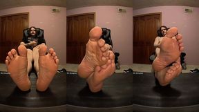 i stroke my cock as i show off my sweaty feet