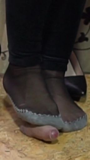 Calaca penis until ejaculation   Clip 3