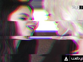Tiny Blond Witch Jessie Saint Entreats Spirits For Worthy Bang With Naturally Stacked Crush Daya Knight