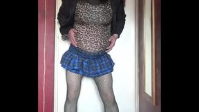 i am a bisexual crossdresser and do you think i am sexy enough to swallow your pee while you film it for the world to see