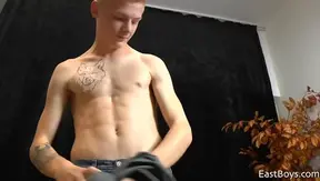 MichaelBerrys Wild Debut: Cute Teen Takes On Hard Core Action – Exclusive Casting 18+