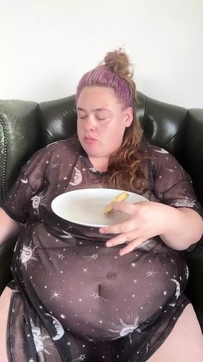 Huge Hungry BBW Stuffing Herself at Breakfast