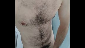 Punheta na hora do banho