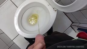 Marcando territ&oacute_rio pelo centro de Curitiba