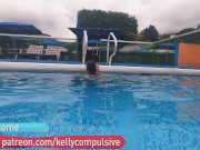 With a CUTE BIKINI I DIVE into the POOL | kelly compulsive