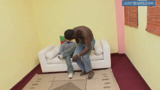 인종간 구강성교, 사정, 흑인, 맨백, 자지, 큰 흑인 자지 – 엉덩이를 엿먹는 일본 게이