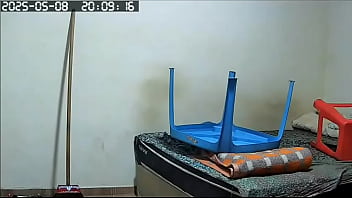 FLAGRA DE VIZINHA PEITUDA GORDINHA E GOSTOSA SENDO FILMADA PELADA ARRUMANDO A CASA