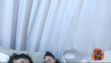 Mixing Up things A little on top of Copan Kah Fox and Dandara Moraes