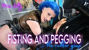 Miss Lilly pegging and **** the rubber gimp with her huge strap-on