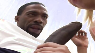 Leana Lovings Gets the Pussy Pounding She Deserves