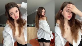 Social Media Model @SofiCrush @Teasing & #Nude #Brunette #Small Tits #Teen video free movie | Tik.Porn