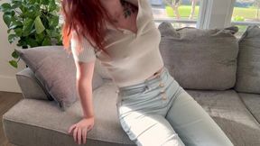 College girl SQUIRTS after a stressful day in class