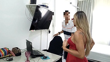 Me acabei na vara do técnico de internet (vídeo completo)
