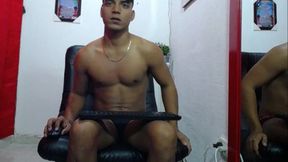 Santiogo Del Monte Private Show