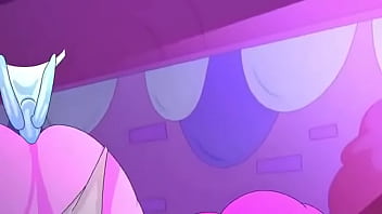 La dulce princesa es cogida por el culo