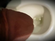 Gewoon heerlijk plassen  - StraightdoesBi