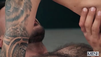 MEN - Sir Peter And John Brachalli&rsquo_s Poolside Kisses Lead To An Intense 69 And A Creamy Facial Finish