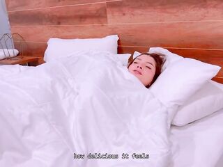 Stepsister Creeps Into My Daybed Scared by Strange Noises - Danner Mendez and Salome Gil