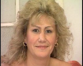 Mature Sion Makes It Very Elegant