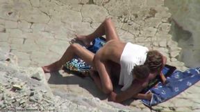 Hot beach babe caught in the act