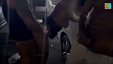 Realizador Baiano, Fudendo casada na rua na frente do corninho e v&aacute_rios homens, dogging amador .